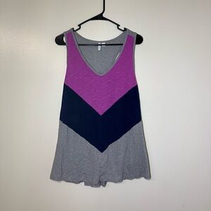 Live Well Active Chevron Tank Top in Purple and Gray